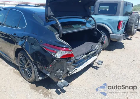 2021 Toyota Camry Xse z USA, uszkodzony, nr VIN 4T1K61AK3MU577869